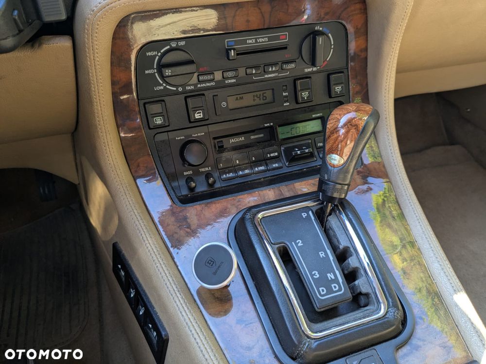 Jaguar XJ XJ6 4.0i - 4