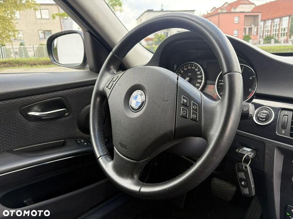BMW Seria 3 2012