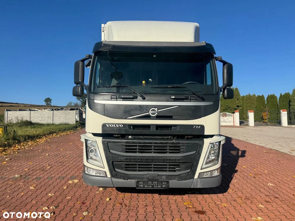 Volvo FM330 /ACC/ Euro6 /Izoterma/6x2/Winda/Oś Skrętna /Man/Scania/Mercedes - 2