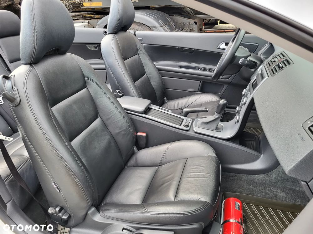 Volvo C70 2.0D Momentum - 35