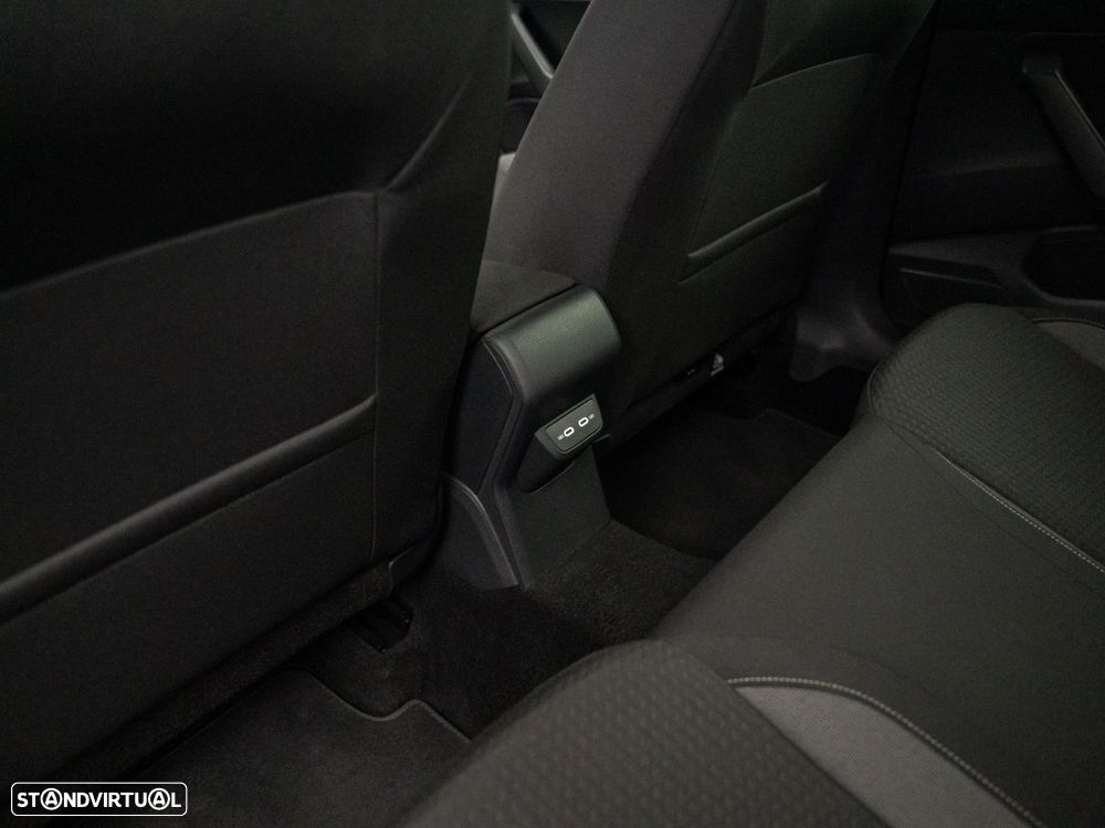VW Taigo 1.0 TSI Urban - 42