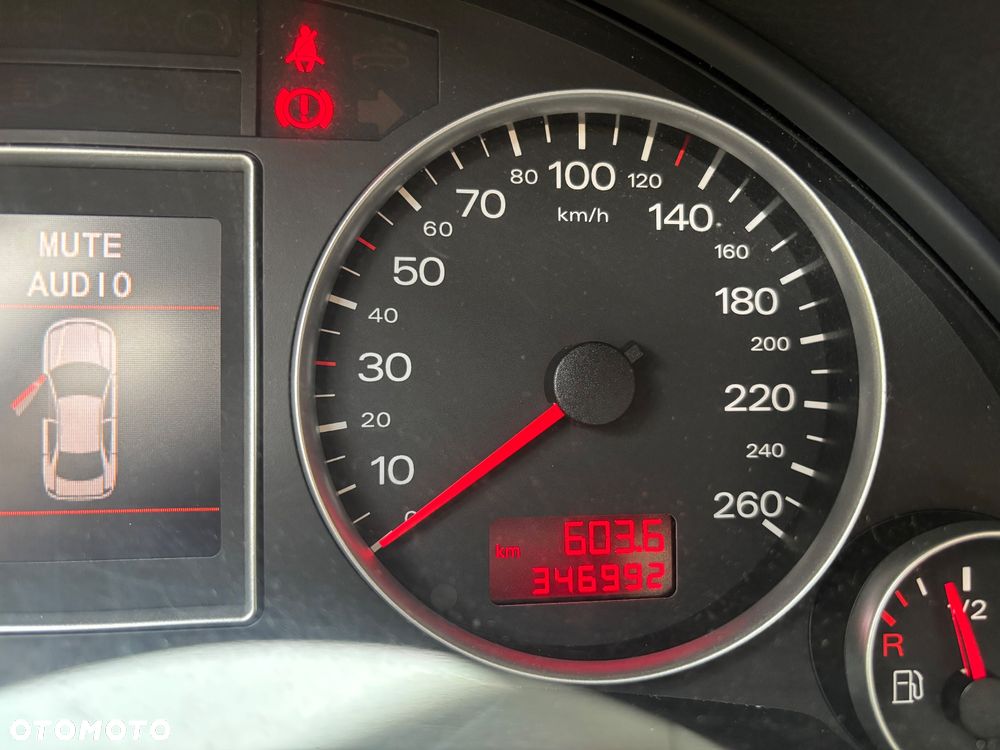 Audi A4 Limousine 2.0 TDI - 10