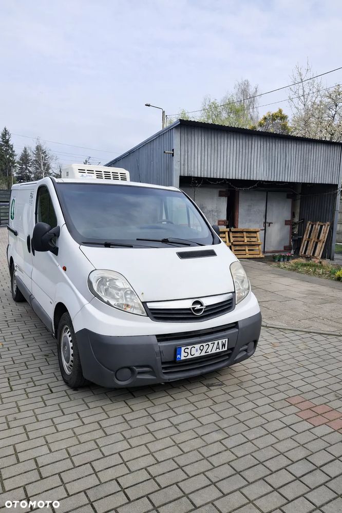 Opel Vivaro - 1