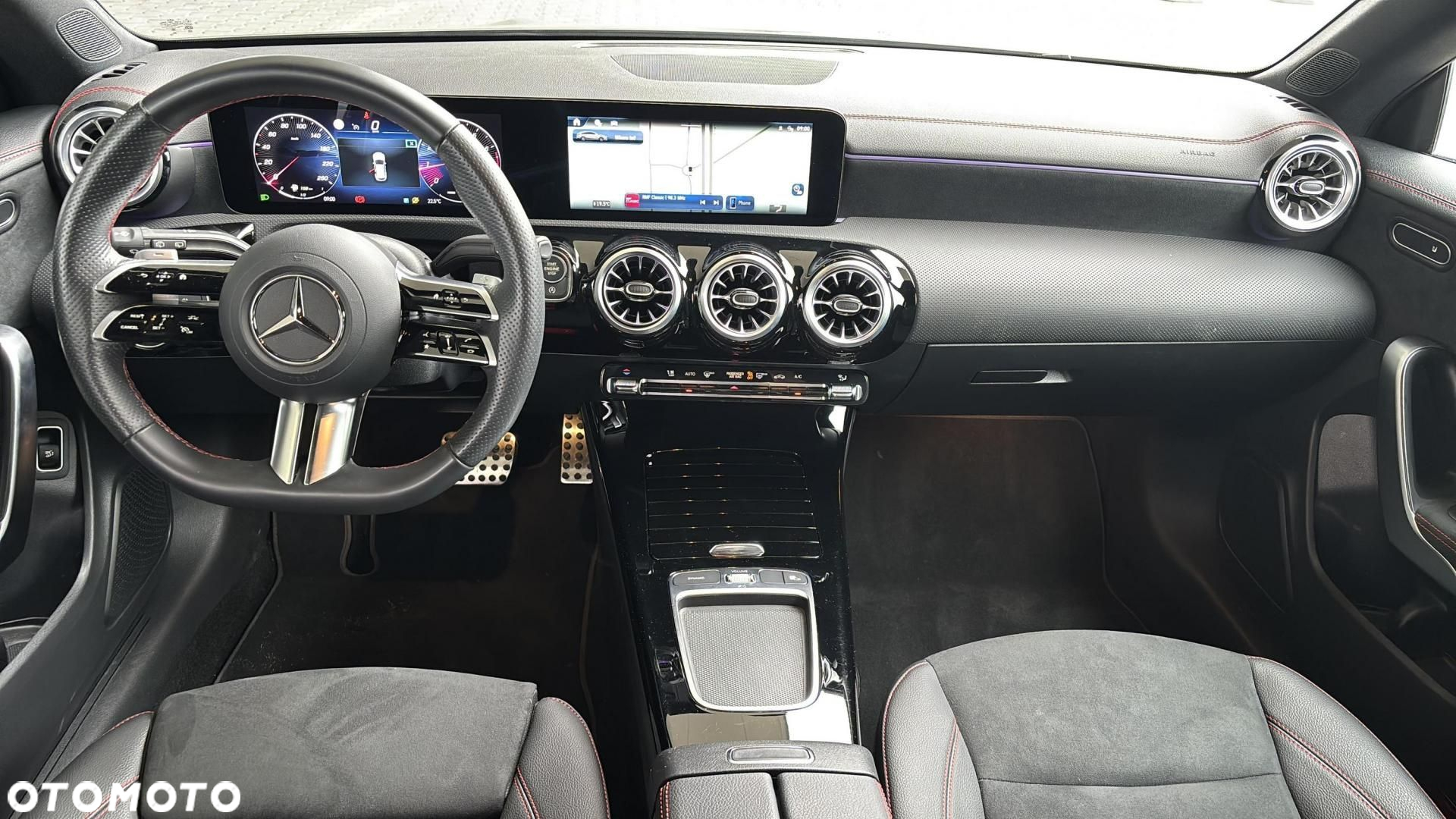 Mercedes-Benz CLA - 14