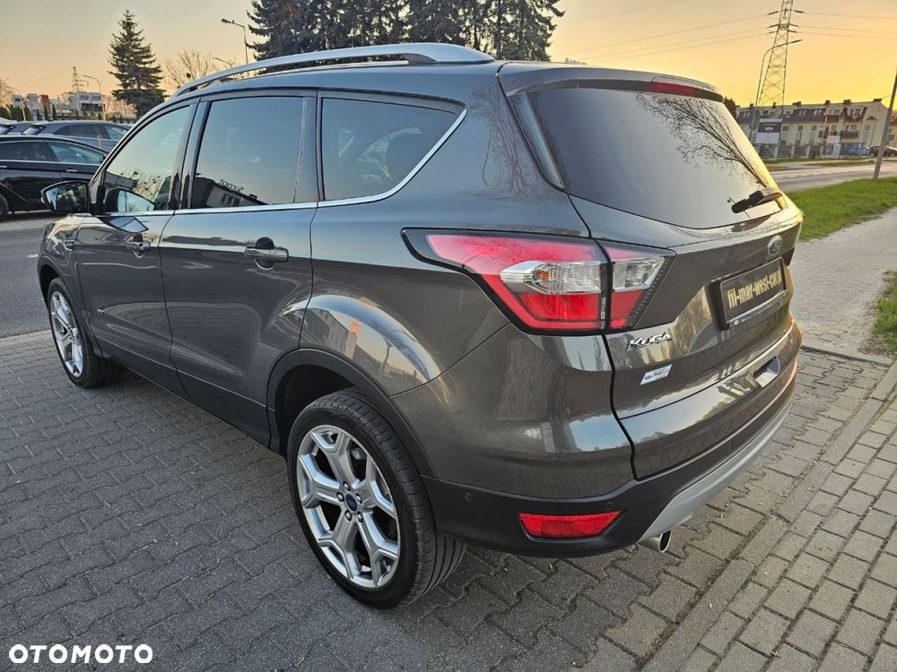 Ford Kuga - 9