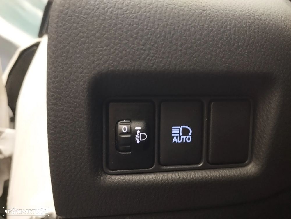 Toyota C-HR 1.8 Hybrid Comfort - 18