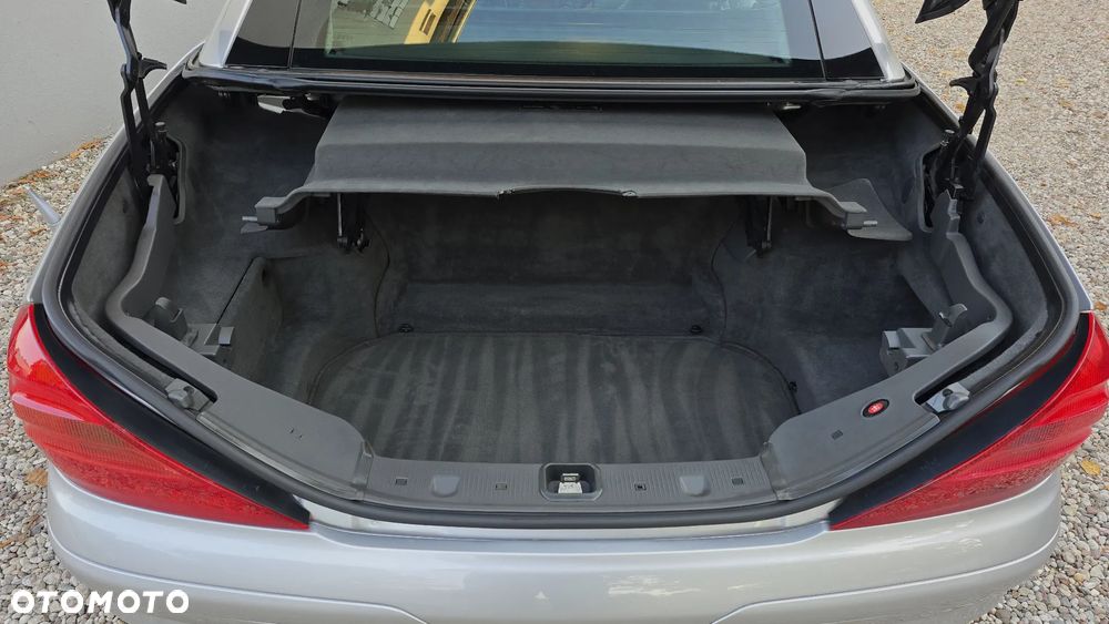 Mercedes-Benz SL 500 - 16