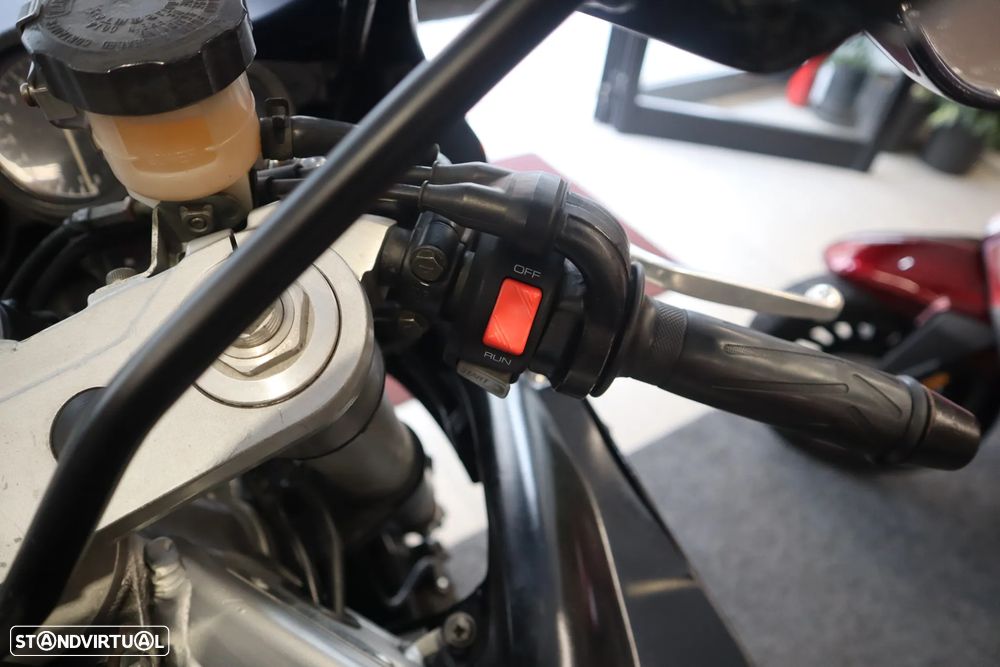 Yamaha FZR GENESIS - 10