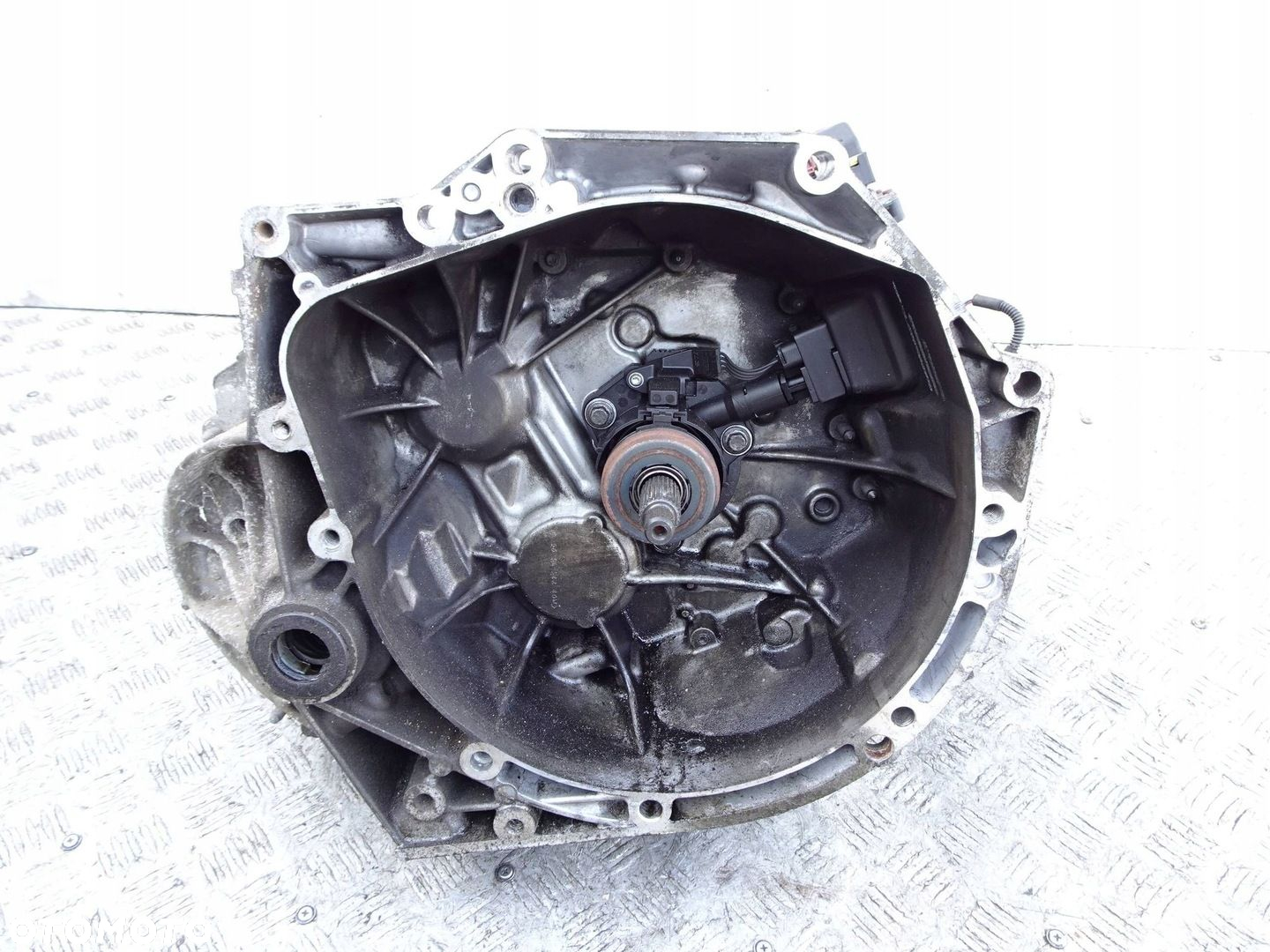 Skrzynia KPL. PółAutomat Peugeot 3008 5008 1.6 e-HDI 20DR20 - 3