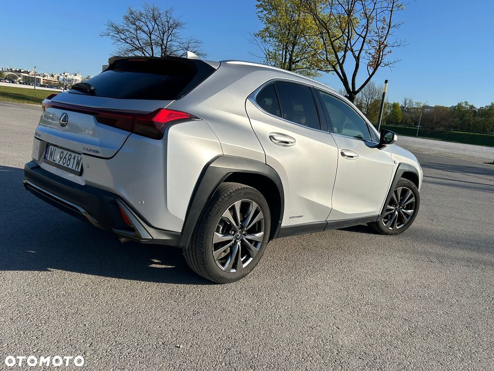 Lexus UX 250h F SPORT - 7