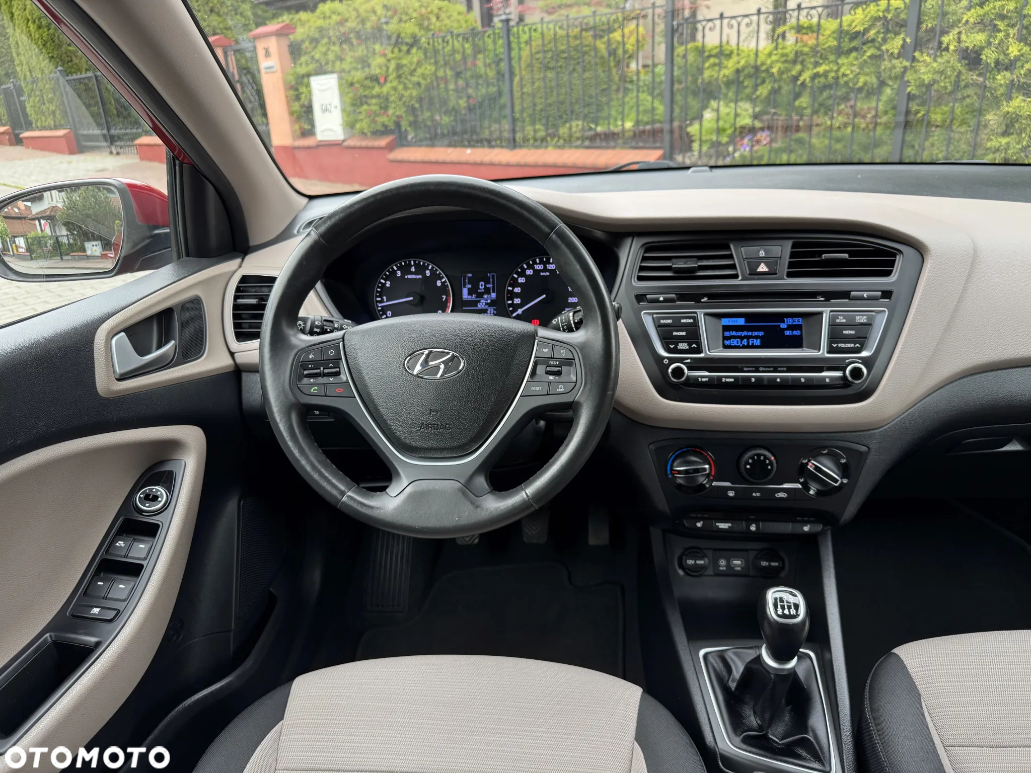 Hyundai i20 - 10