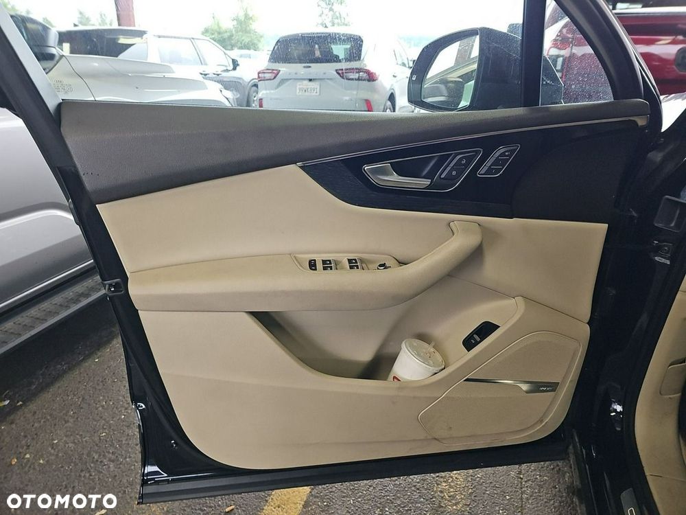 Audi Q7 - 19