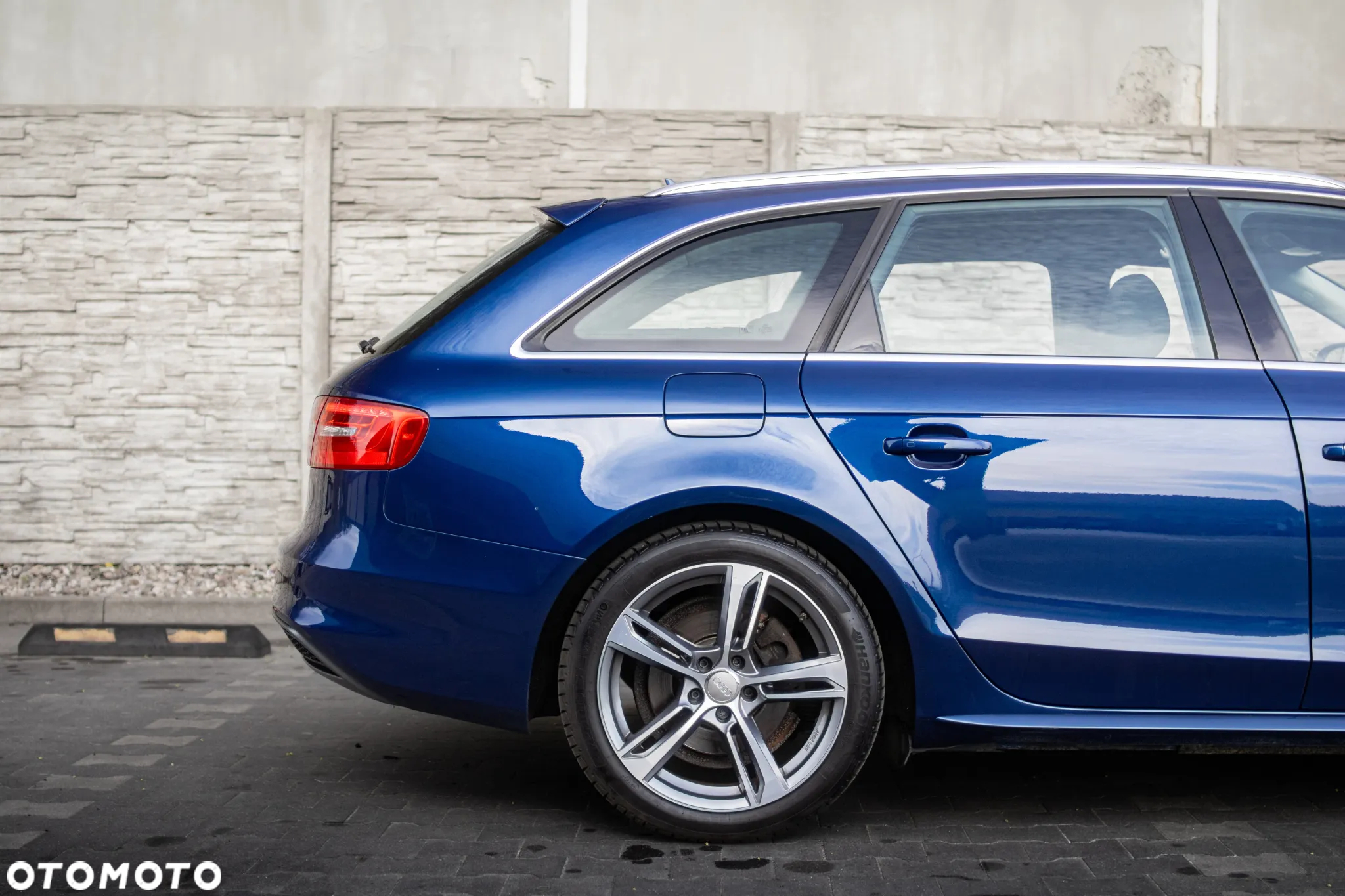 Audi A4 Avant 2.0 TDI DPF quattro S line Sportpaket - 18