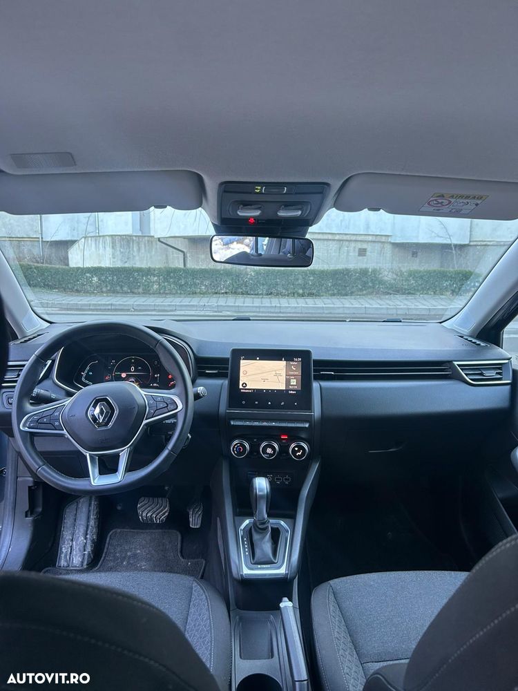 Renault Clio E-TECH 140 INTENS - 11