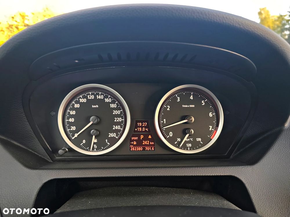 BMW Seria 6 630 i - 21