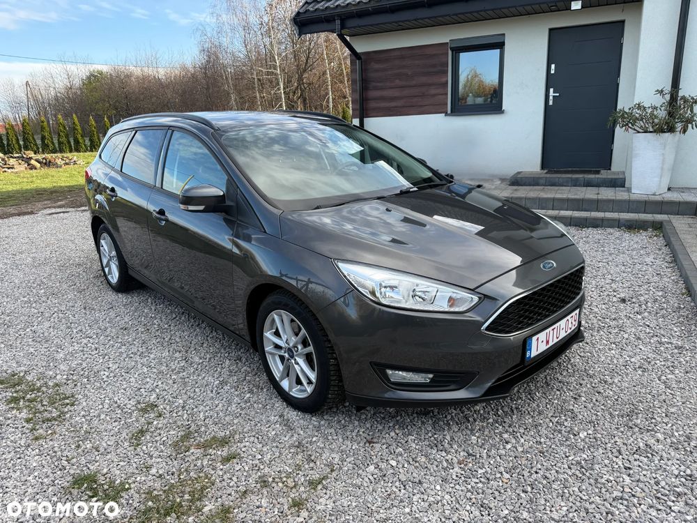 Ford Focus - 8