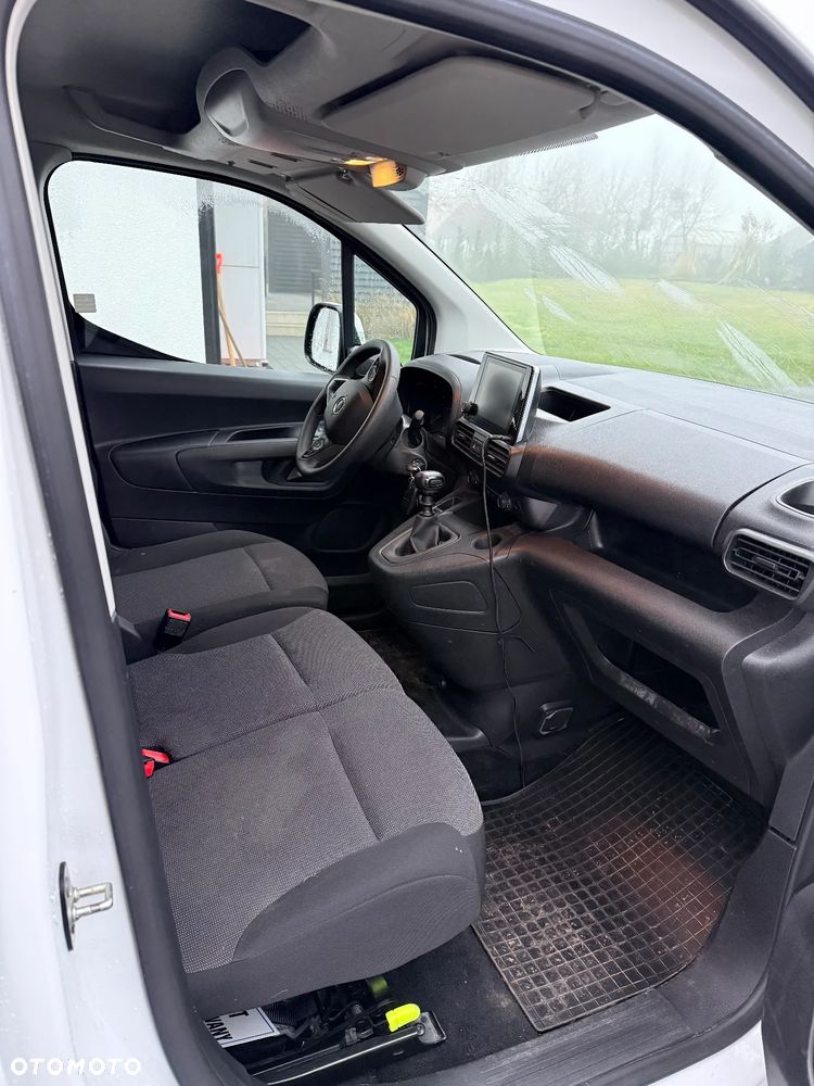 Opel COMBO - 4