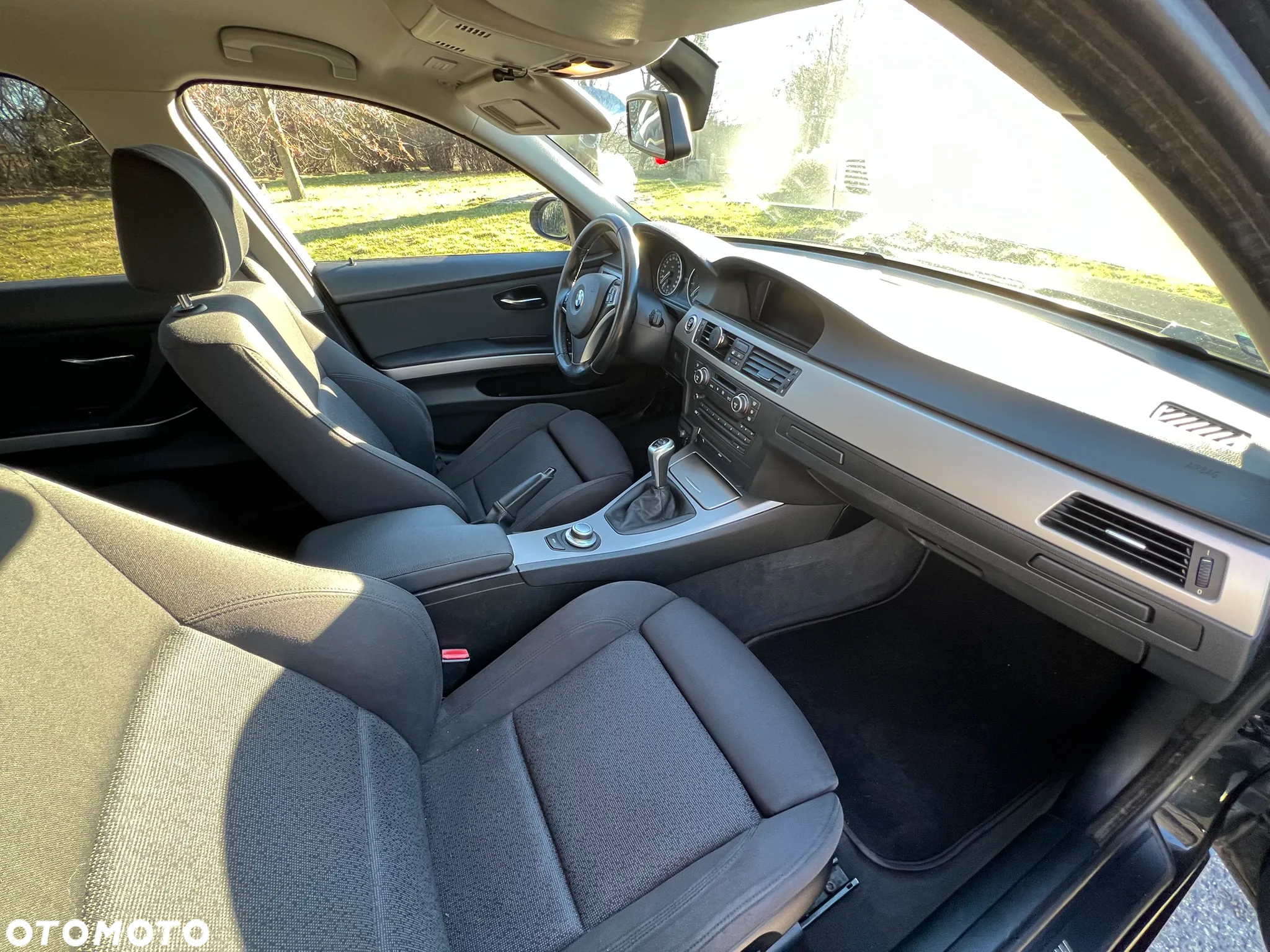 BMW Seria 3 318i - 16