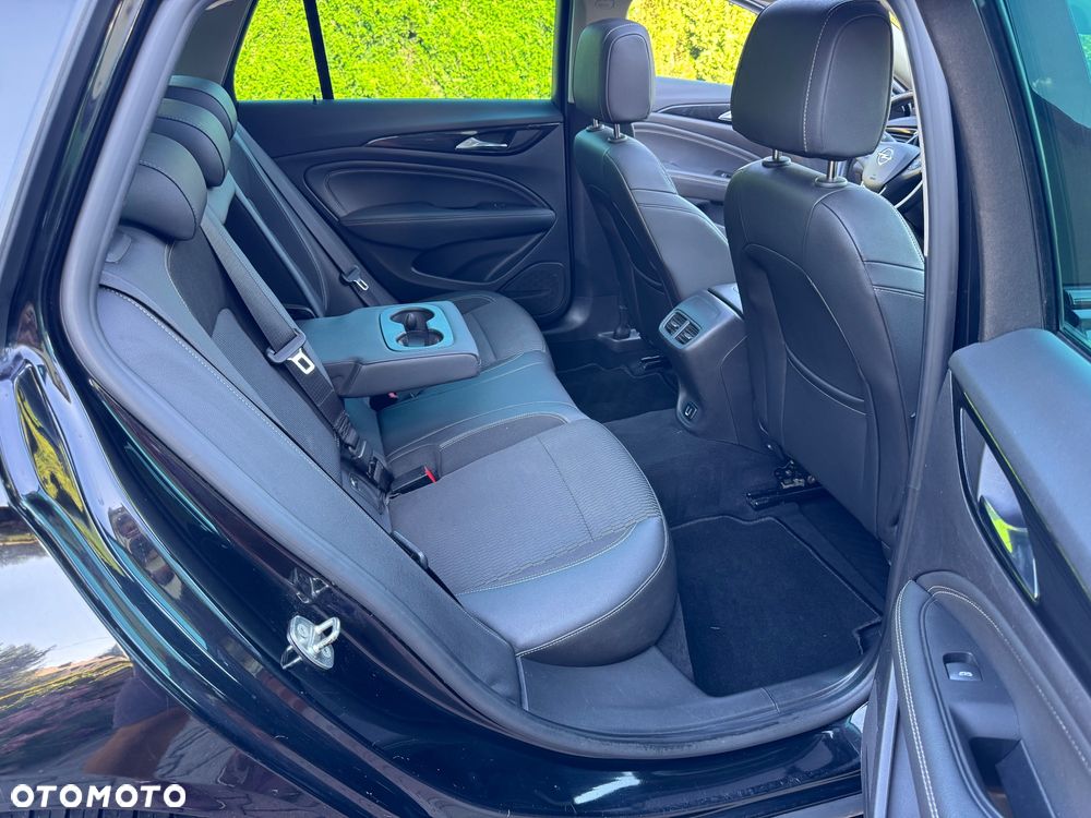 Opel Insignia Sports Tourer 1.5 Direct Inj Turbo Ultimate - 25