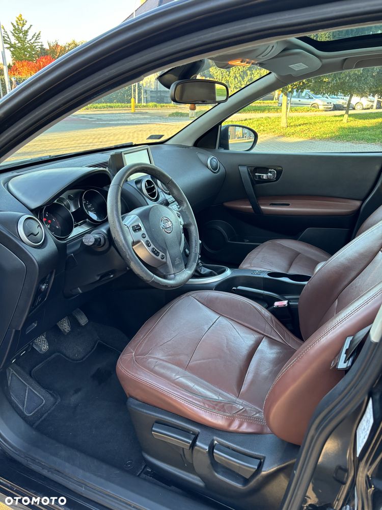 Nissan Qashqai 2.0 dCi DPF tekna - 7