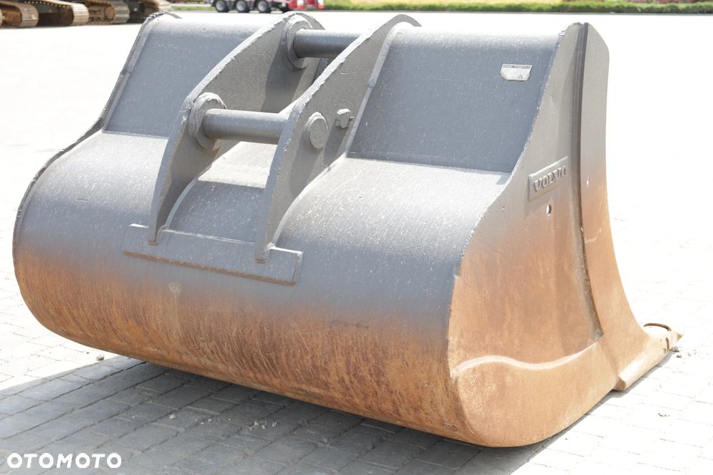 Duża Łyżka kopiąca Volvo 2m3 do gąsienicy EC300, EC350, CAT 330, PC290LC, DX300, R 934 - 6