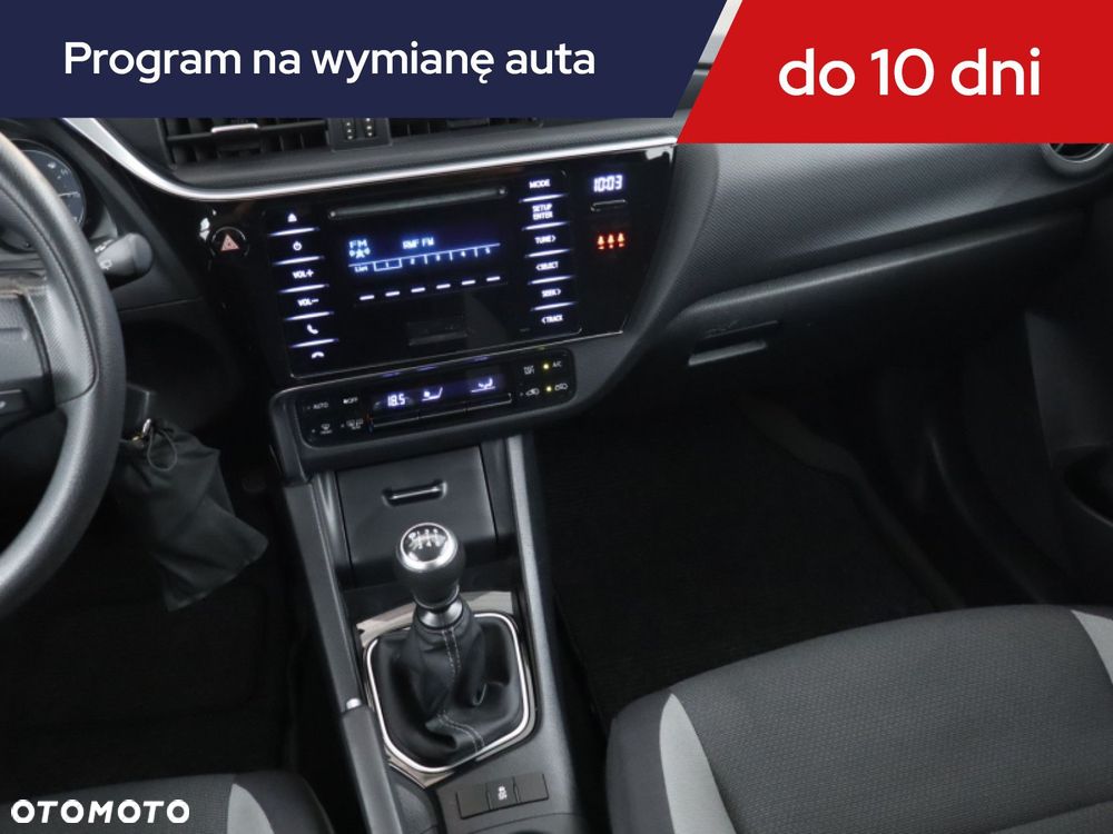 Toyota Auris - 10