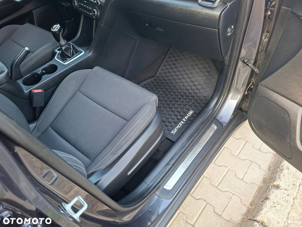 Kia Sportage 1.7 CRDI Business Line L 2WD - 16