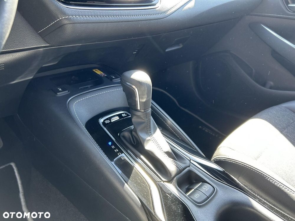 Toyota Corolla 1.8 Hybrid Style - 21