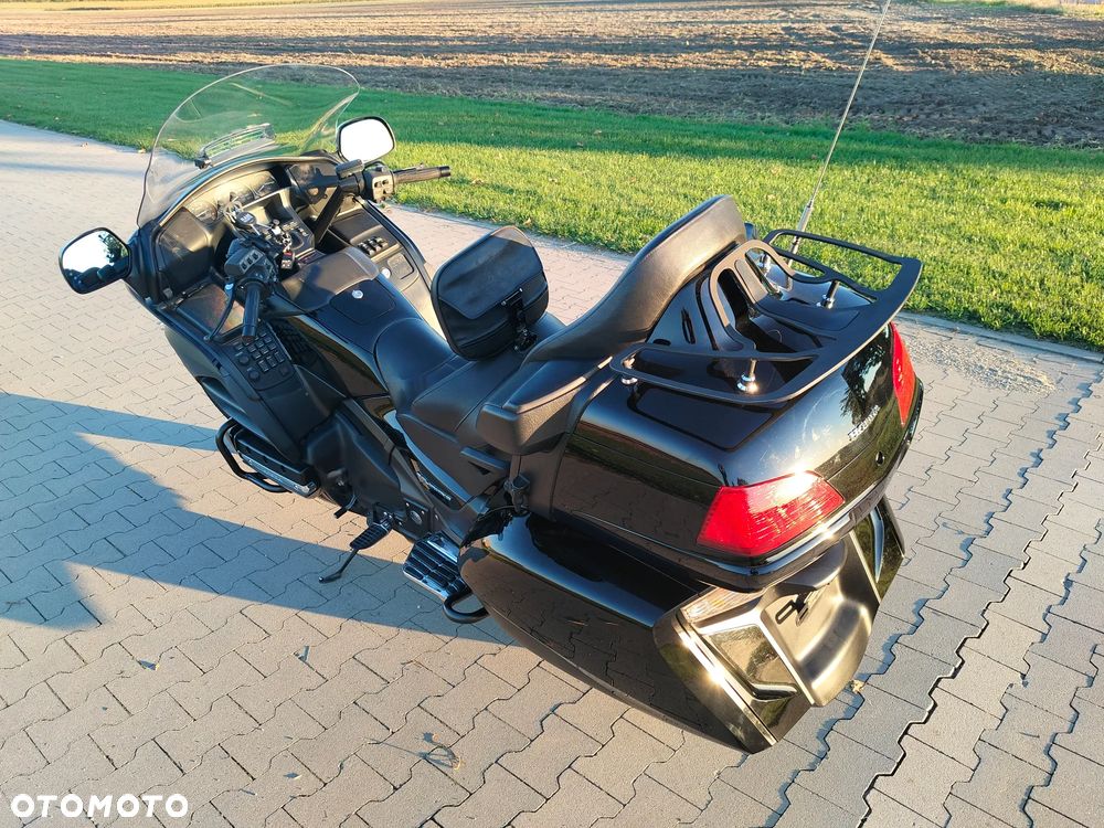 Honda GL - 5