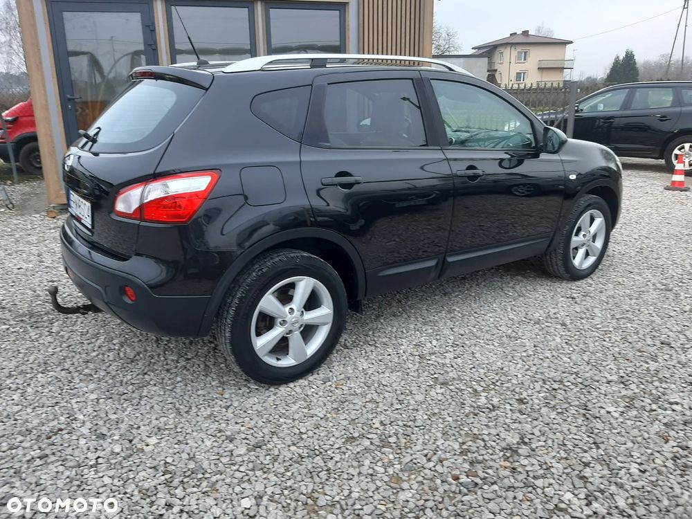 Nissan Qashqai 2.0 4 x 4 CVT tekna - 9