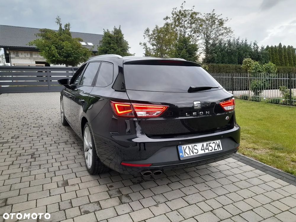 Seat Leon 2.0 TDI FR Black S&S - 5