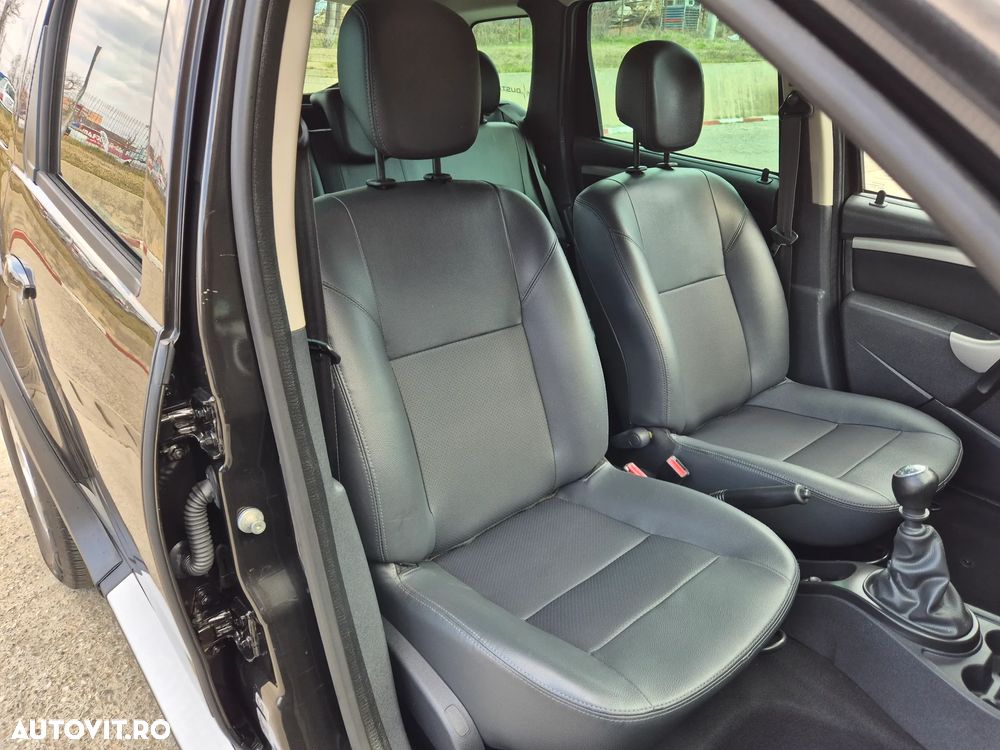 Dacia Duster 1.5 dCi 4x4 Laureate - 22