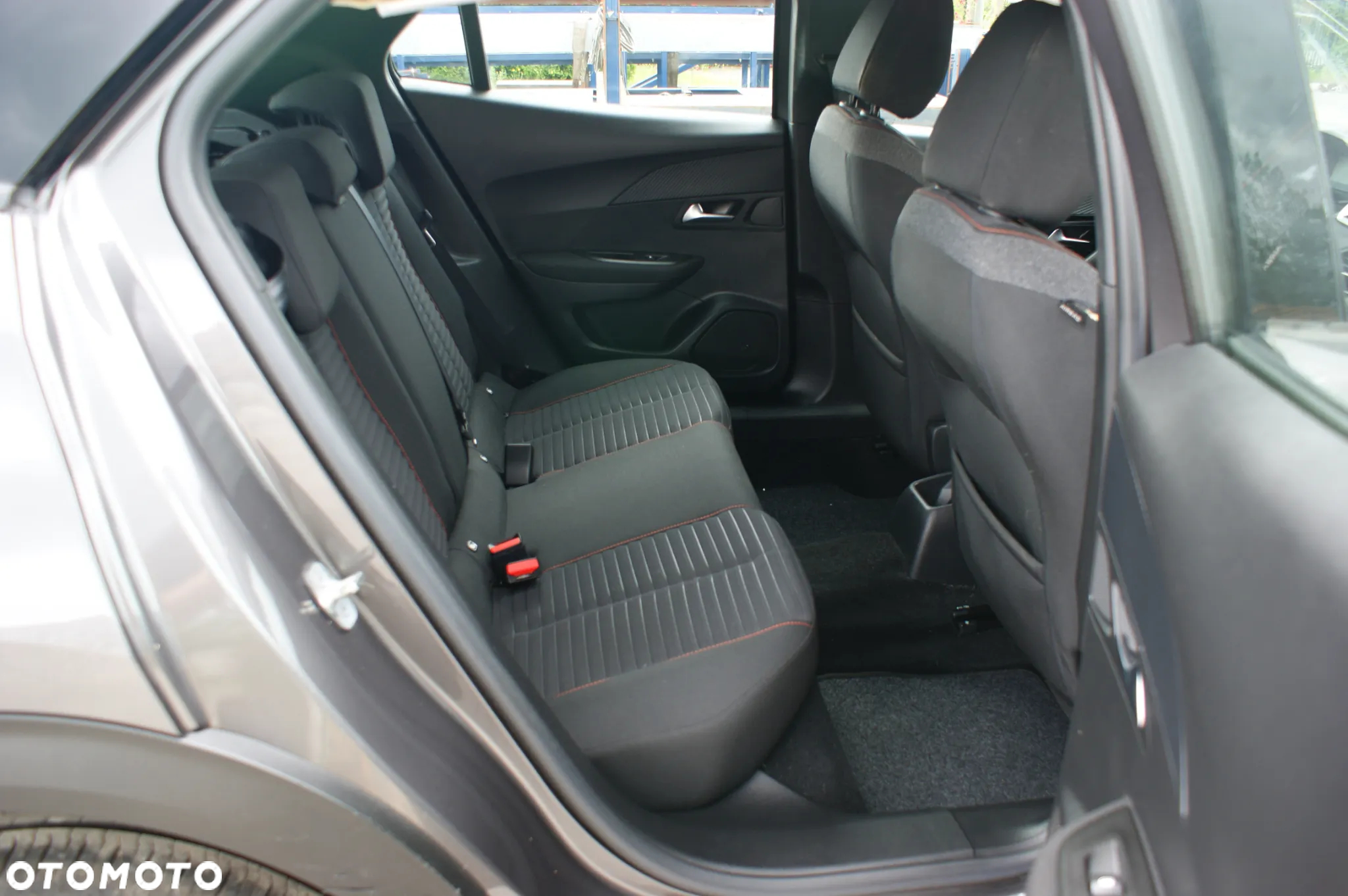 Peugeot 2008 PureTech 100 Stop&Start Active - 12