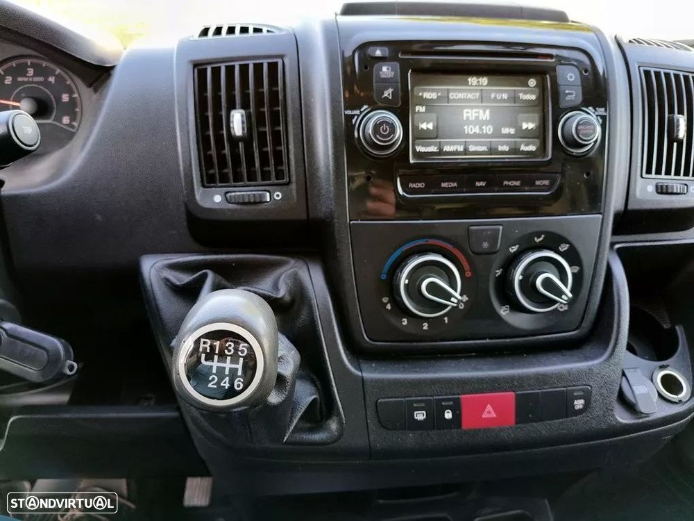 Peugeot Boxer L2H2 335 2.0 Bluehdi - 10