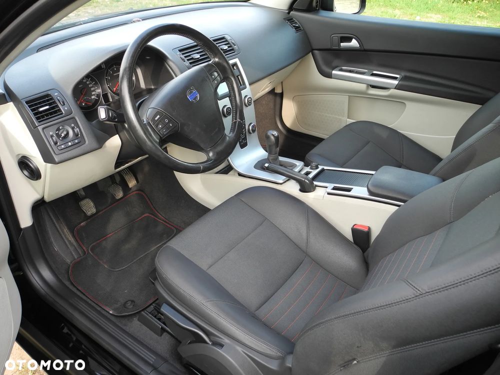 Volvo C30 1.6 Momentum - 7