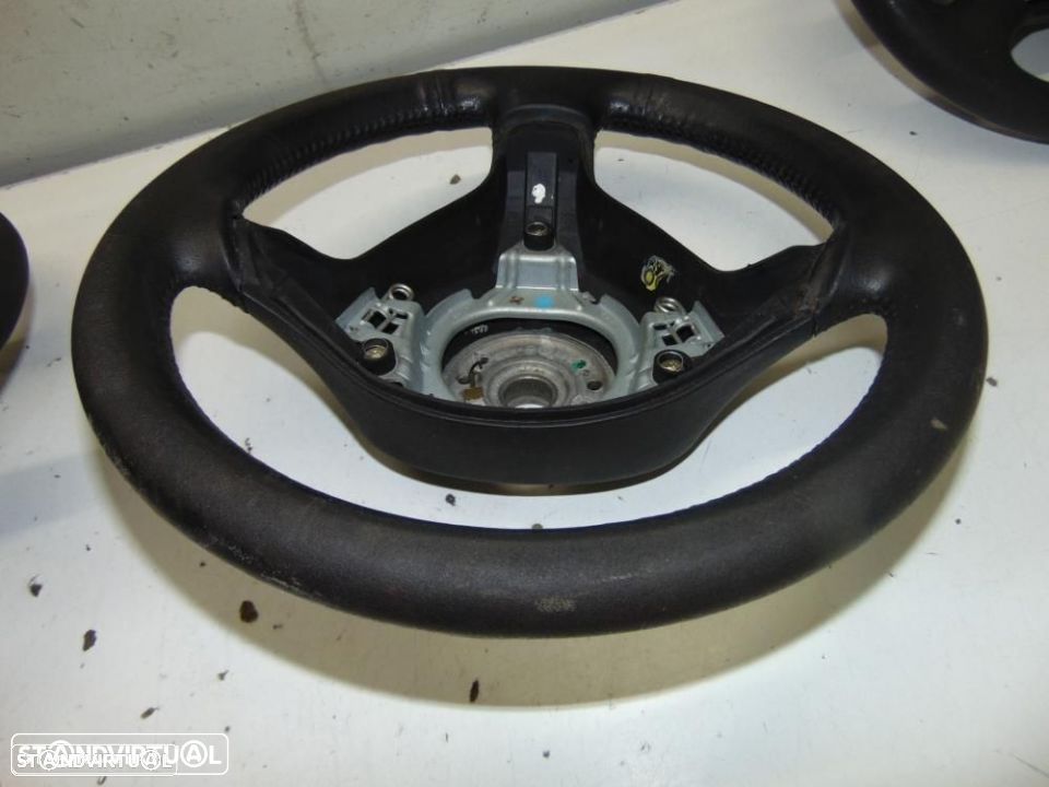 VW Golf IV volantes - 3