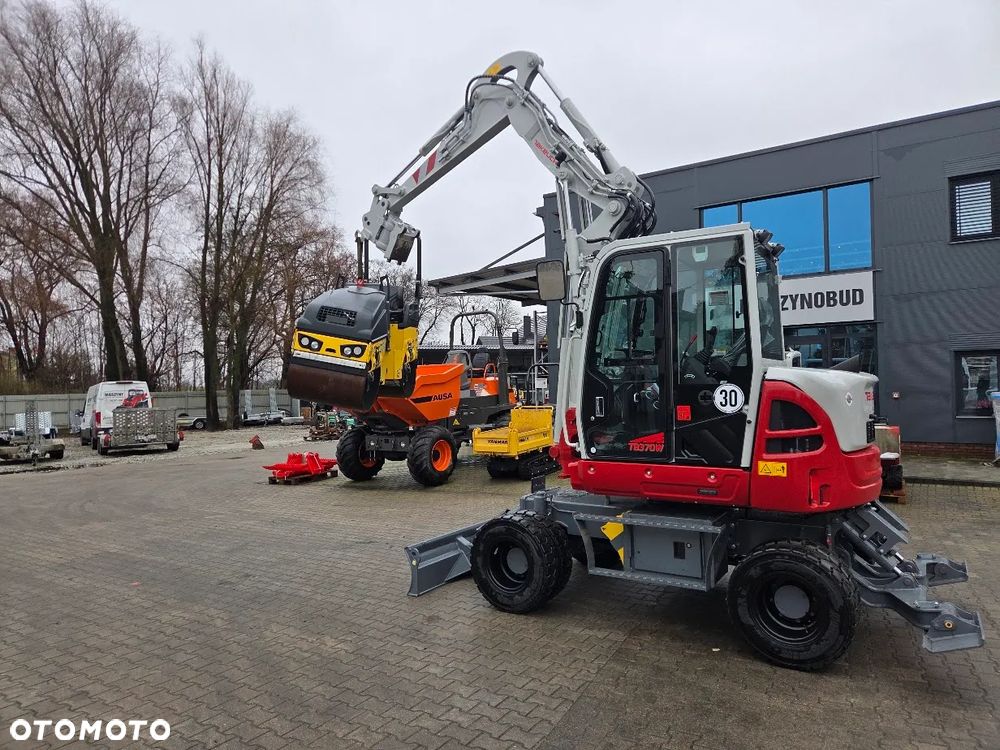 Takeuchi Koparka Kołowa TAKEUCHI TB370W Powertilt - 17