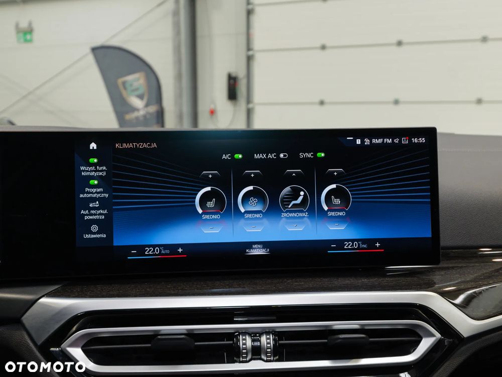 BMW Seria 3 320d xDrive mHEV - 28