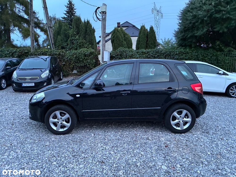 Suzuki SX4 1.6 VVT 4x2 Comfort - 4