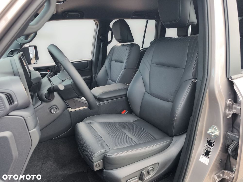 Toyota Land Cruiser LC 2.8 D-4D Executive - 18
