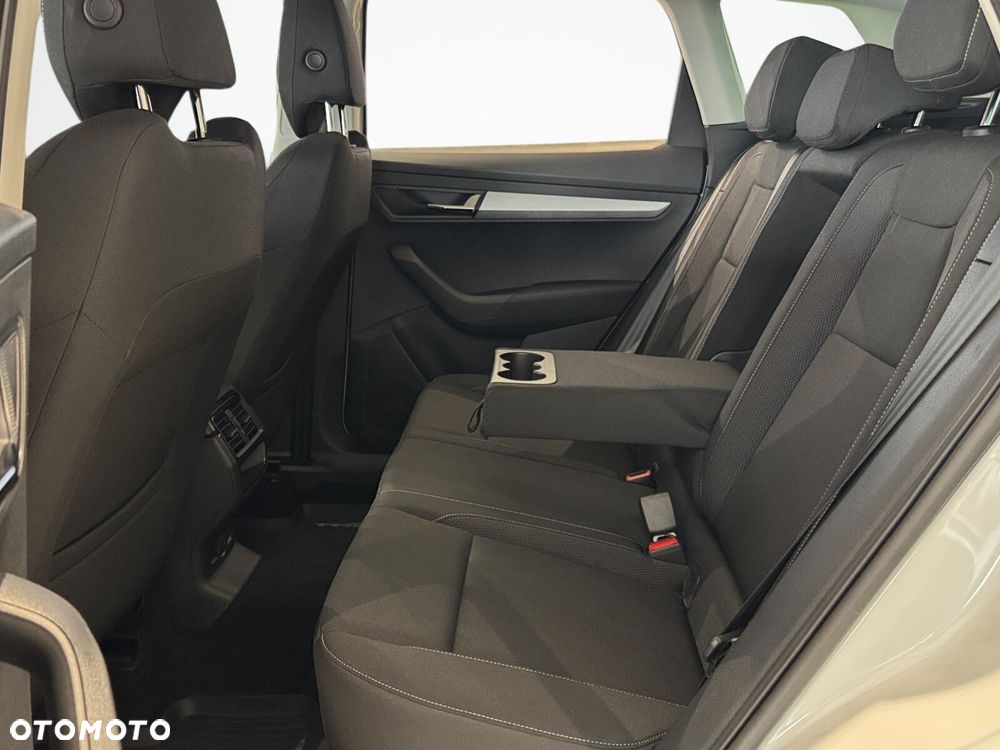 Skoda Karoq 1.5 TSI ACT Selection DSG - 13