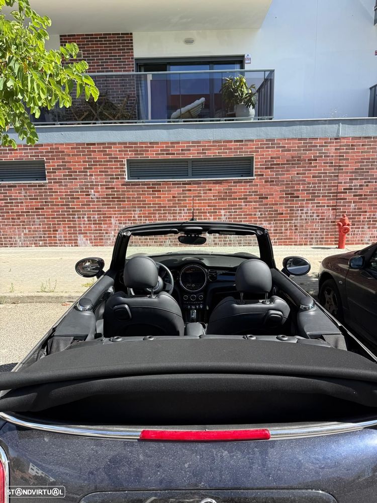 MINI Cabrio Cooper Premium Classic Auto - 14