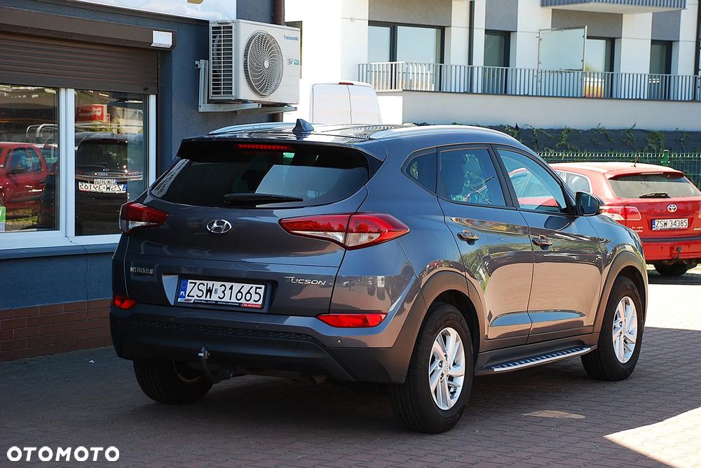 Hyundai Tucson blue 1.7 CRDi 2WD Style - 13