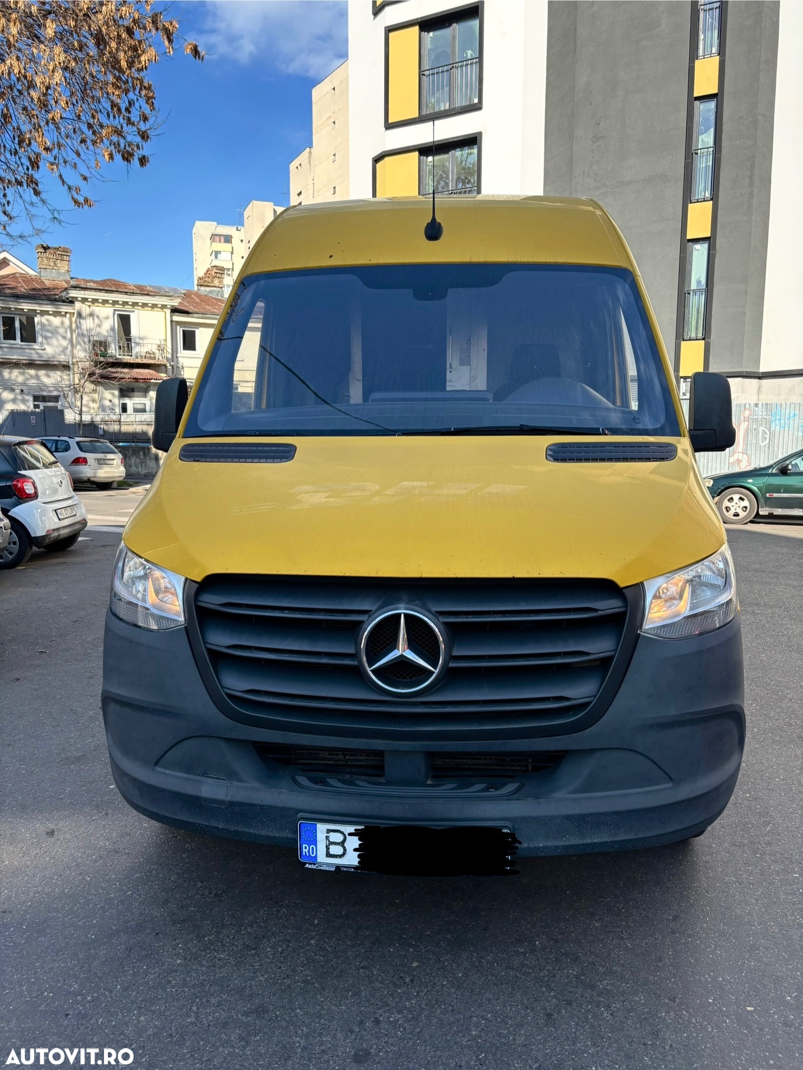 Mercedes-Benz Sprinter - 20