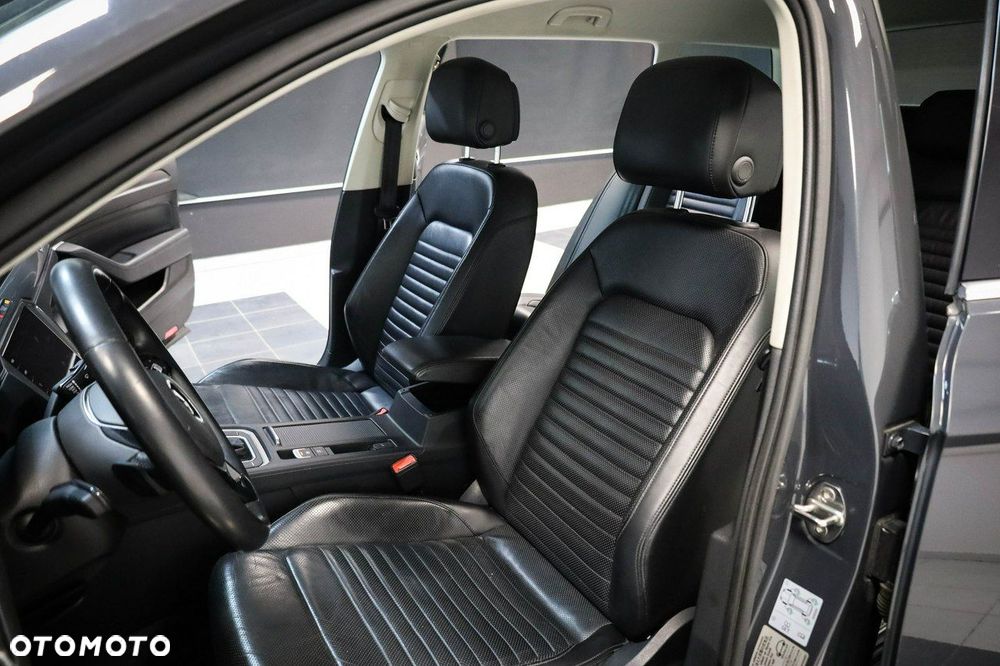 Volkswagen Passat - 15