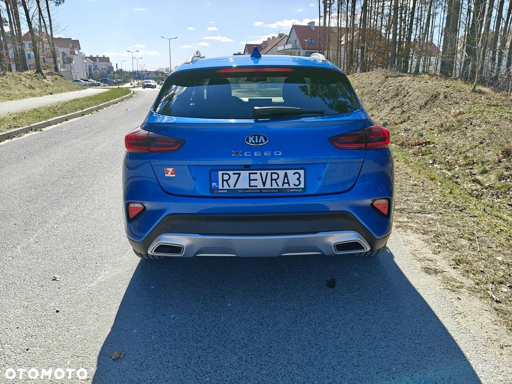 Kia XCeed 1.6 CRDi SCR L Business Line DCT - 4