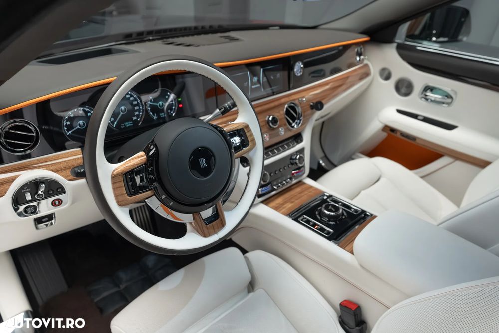 Rolls-Royce Ghost Standard - 17