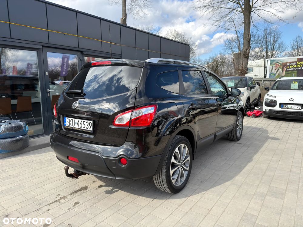 Nissan Qashqai+2 - 18