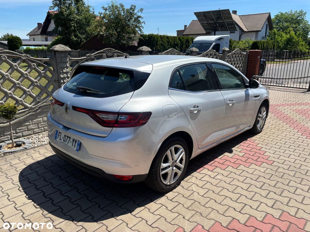 Renault Megane 1.5 Blue dCi Intens EDC - 5