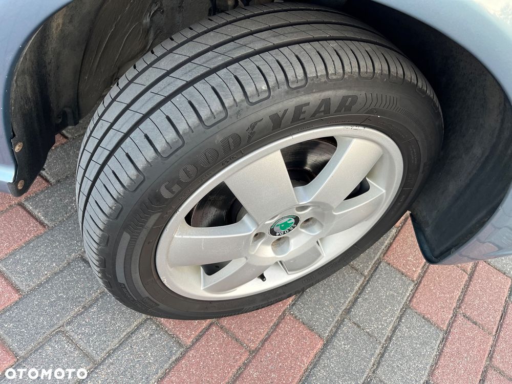 Skoda Fabia 2.0 Combi Elegance - 31